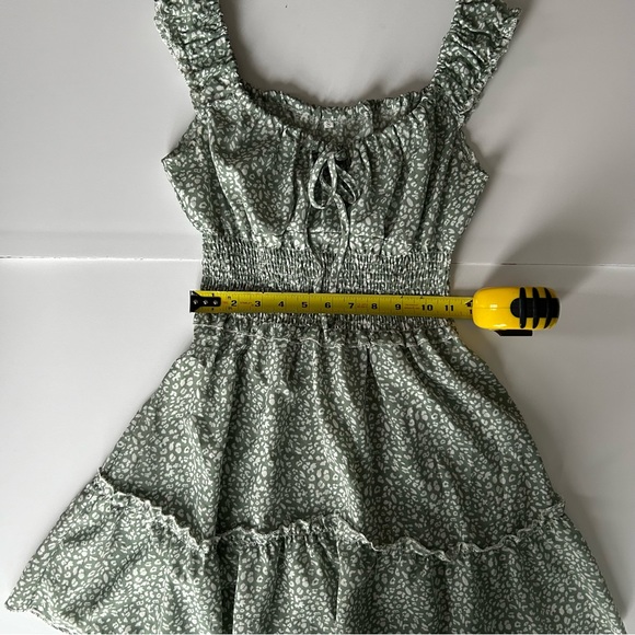 🌸Women’s Sage Green Sundress. Size: Small. - Picture 9 of 11